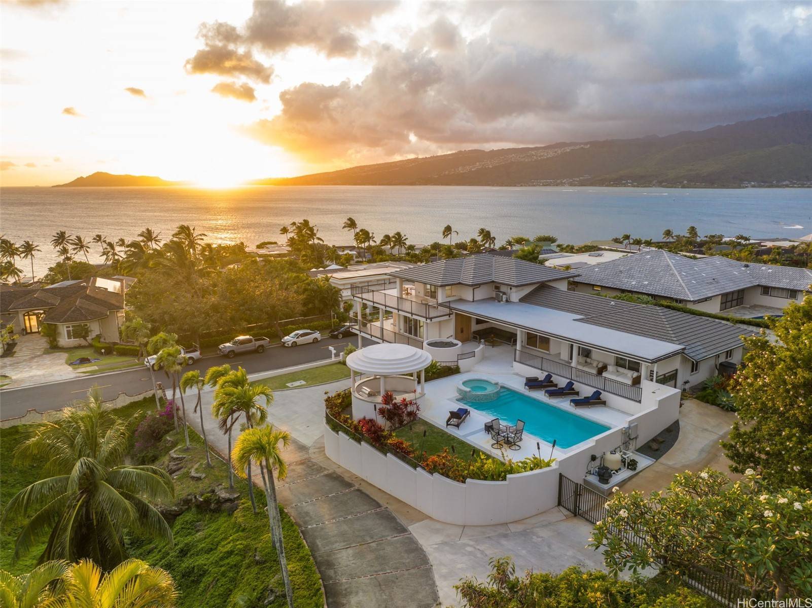 Honolulu, HI 96825,75 Poipu DR