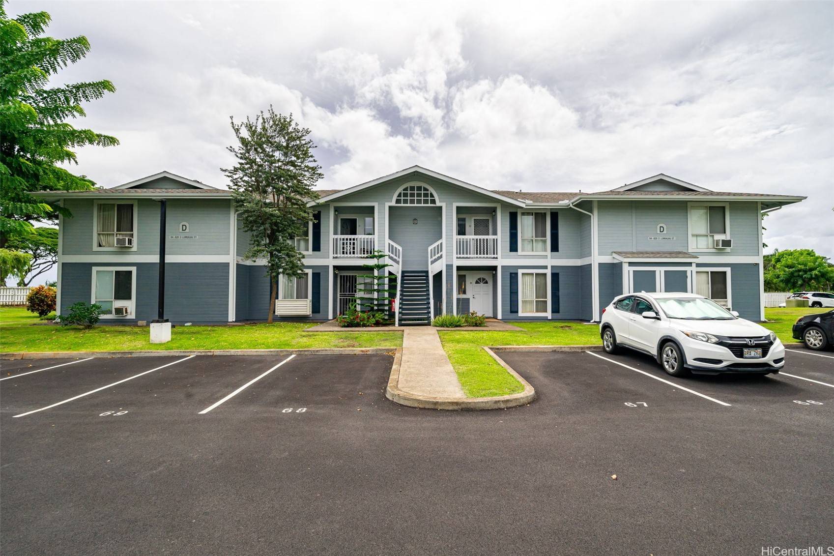 94-820 Lumiauau ST #D203, Waipahu, HI 96797