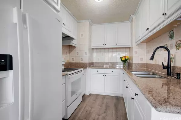 Honolulu, HI 96818,3161 Ala Ilima ST #811