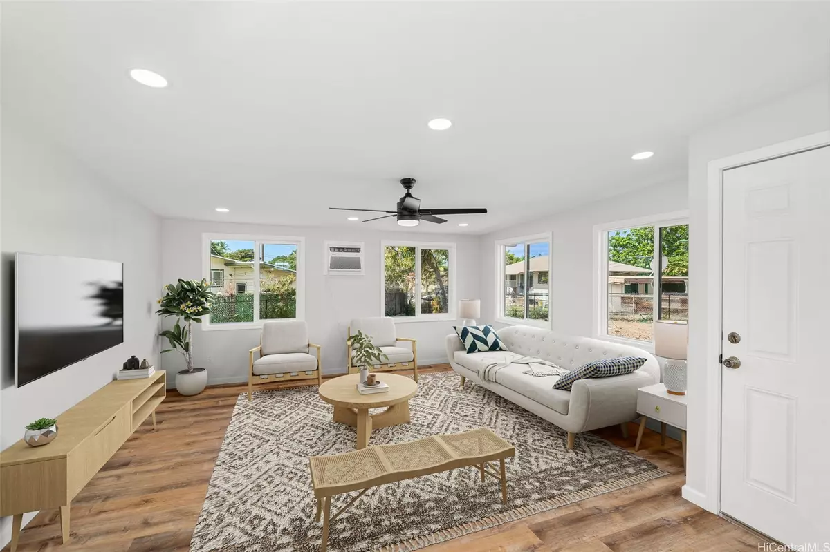 Waianae, HI 96792,85-743 Kanapua PL