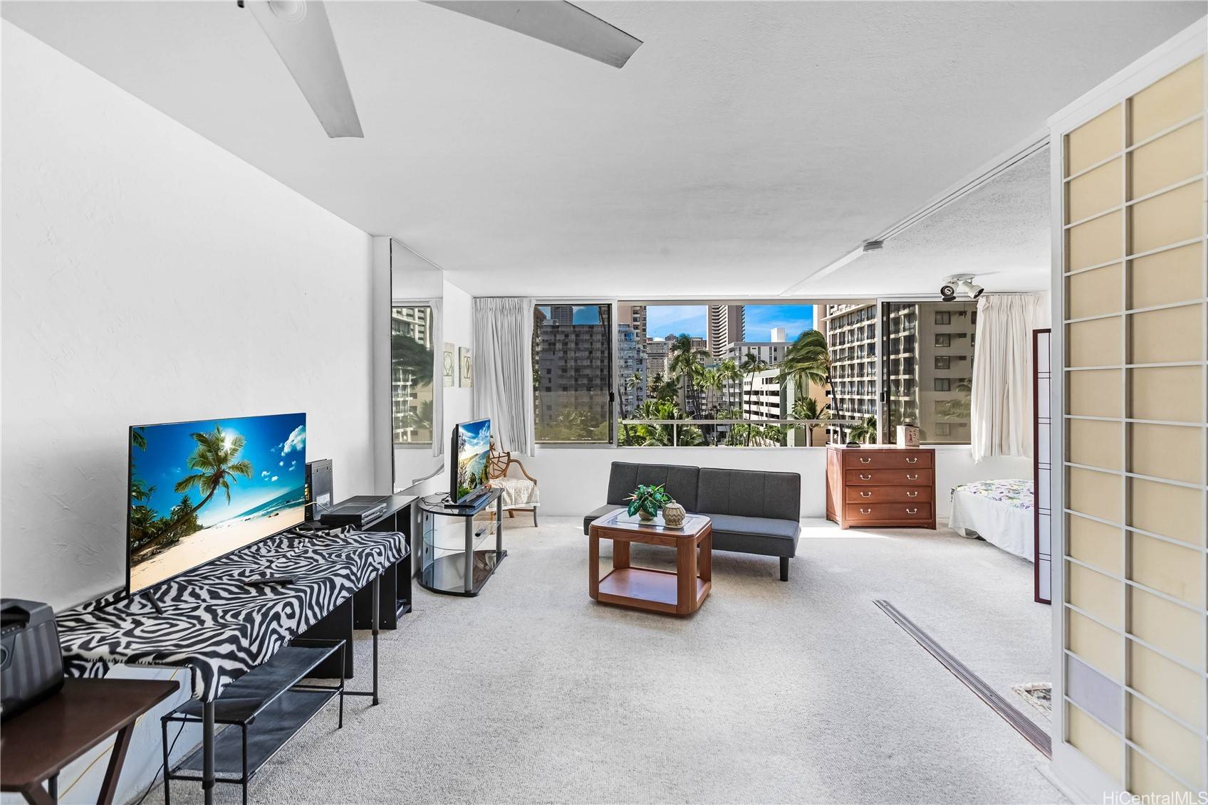 Honolulu, HI 96815,435 Seaside AVE #504