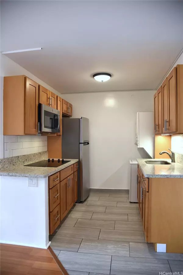 Honolulu, HI 96815,400 Hobron LN #908