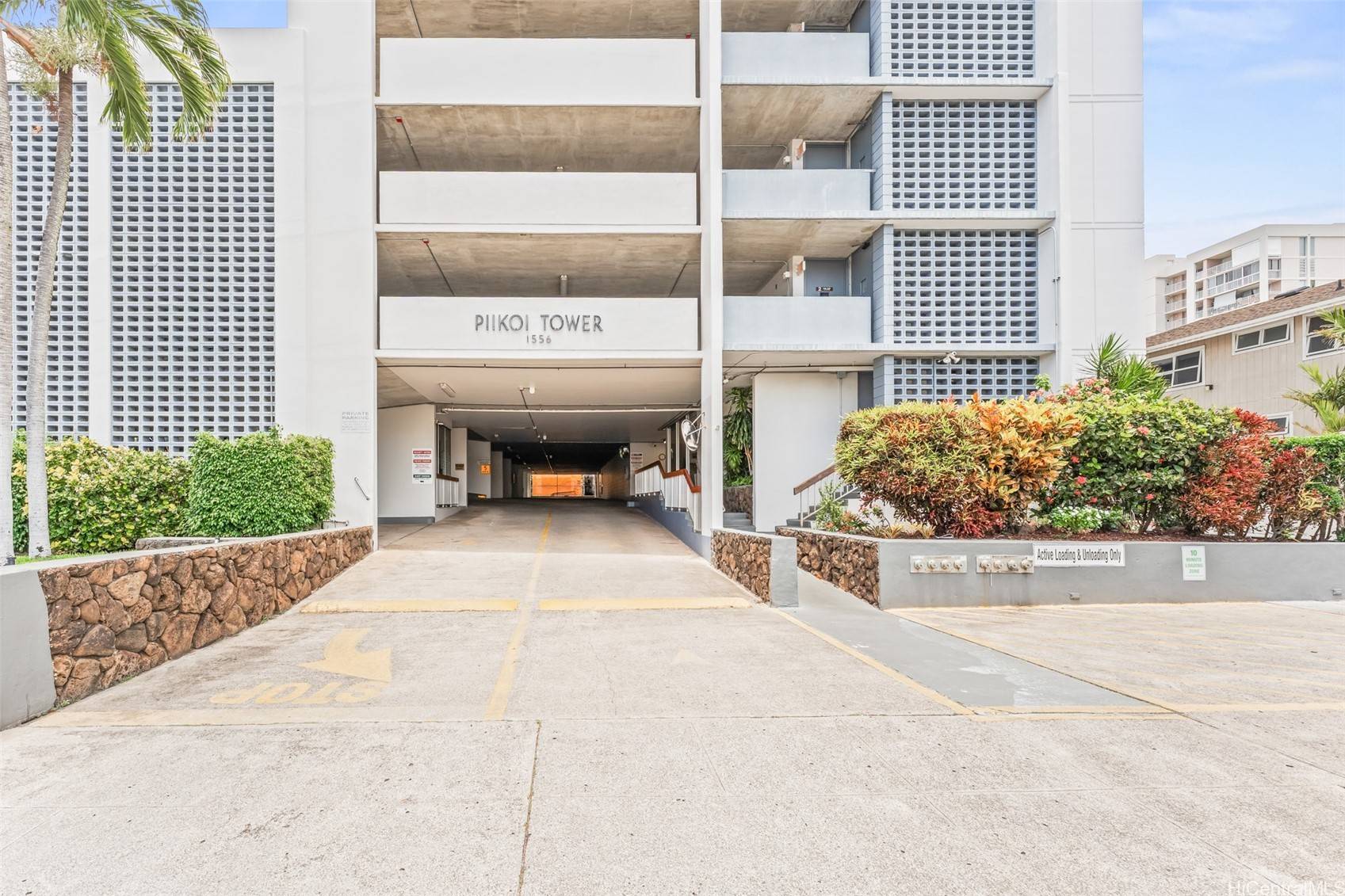 Honolulu, HI 96822,1556 Piikoi ST #1802