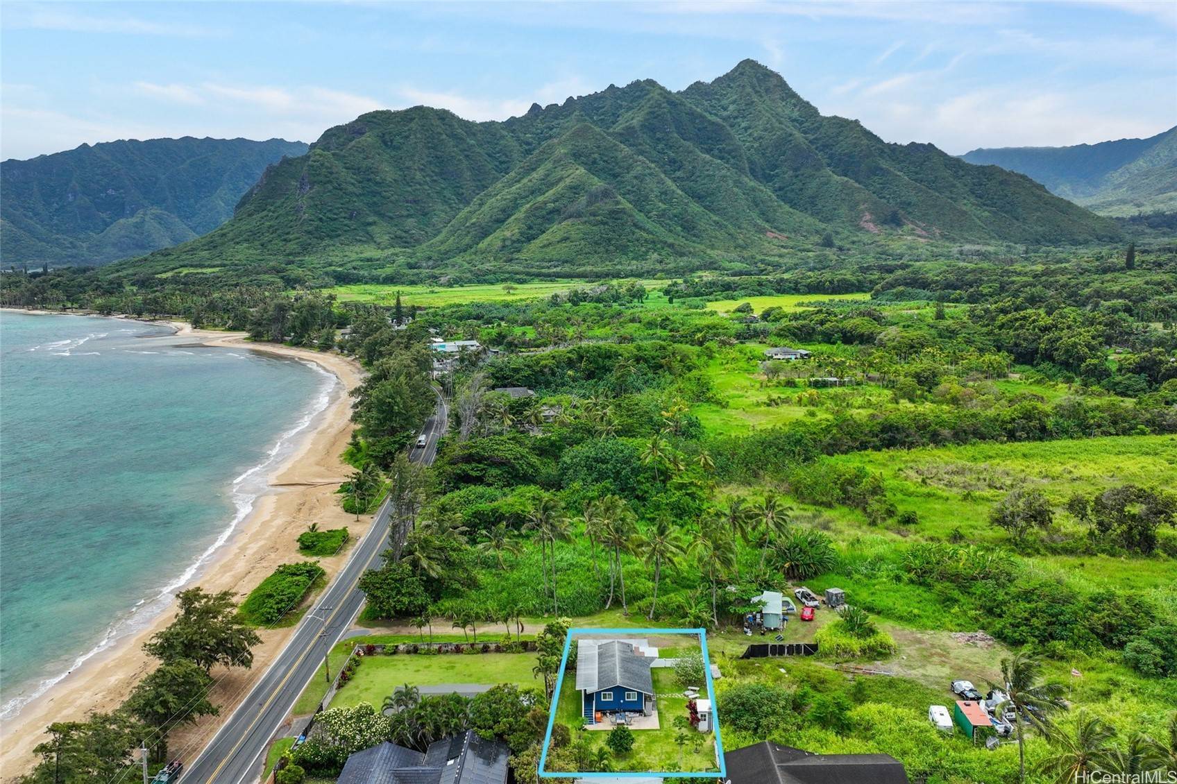 Hauula, HI 96717,53-440 Kamehameha HWY #8