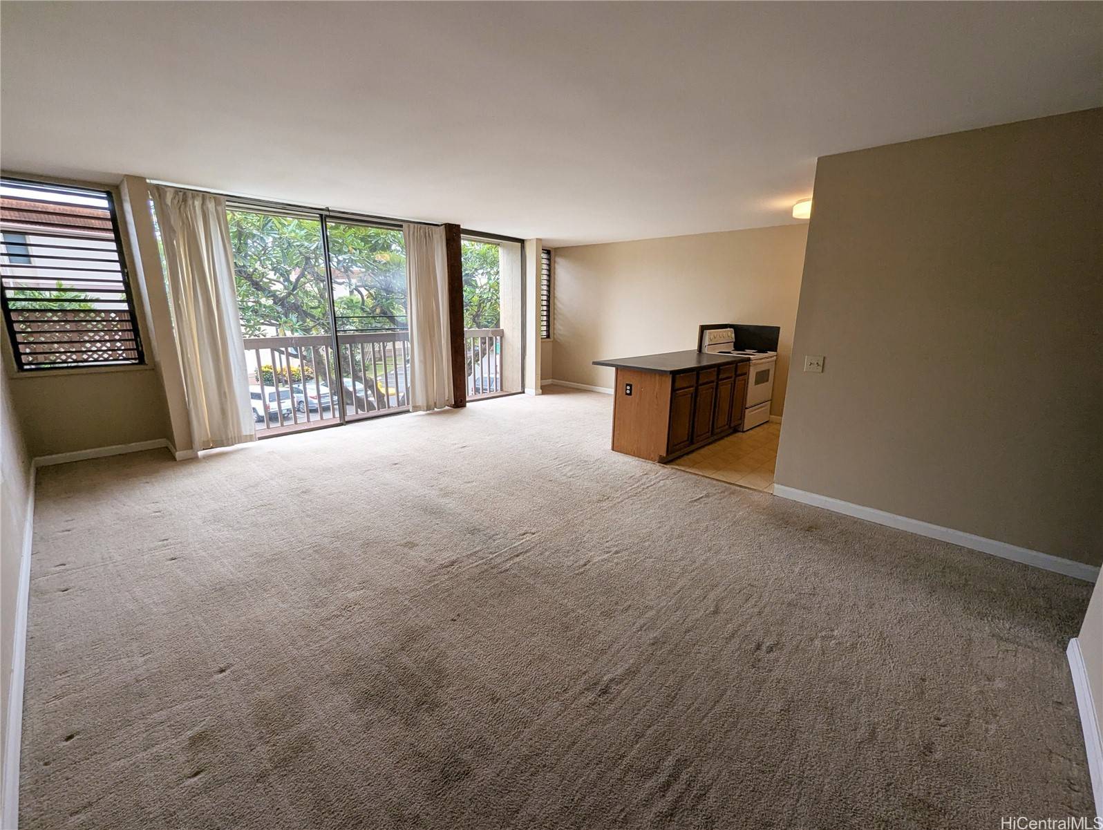 Waianae, HI 96792,84-707 Kiana PL #106B