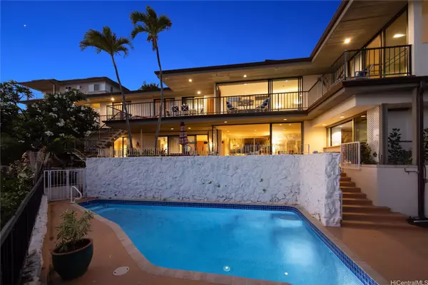 4219 Kaikoo PL, Honolulu, HI 96816