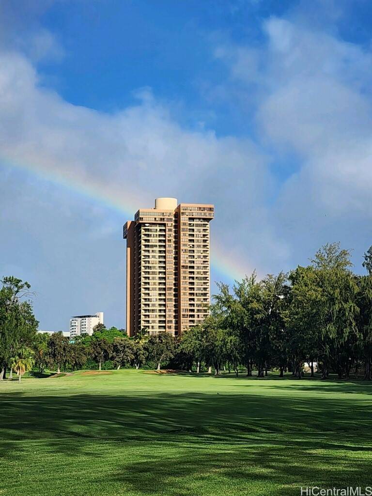 Honolulu, HI 96818,5333 Likini ST #110