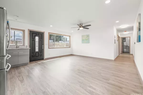 Pearl City, HI 96782,1528 Hooli CIR