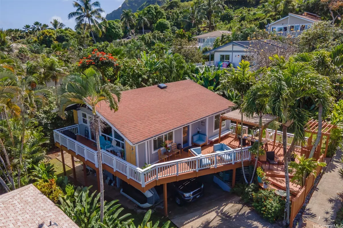 Kaaawa, HI 96730,51-010 Lau PL