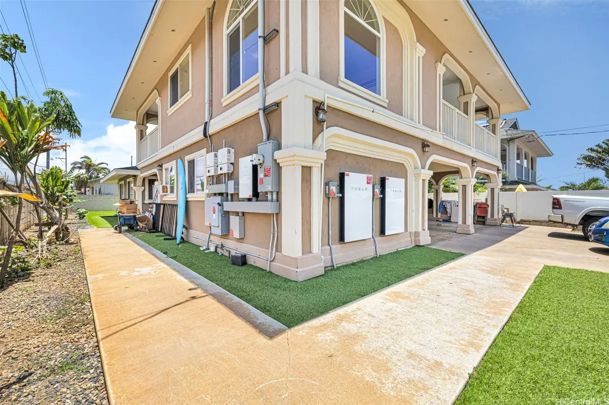 Hauula, HI 96717,54-220 Kaipapau LOOP