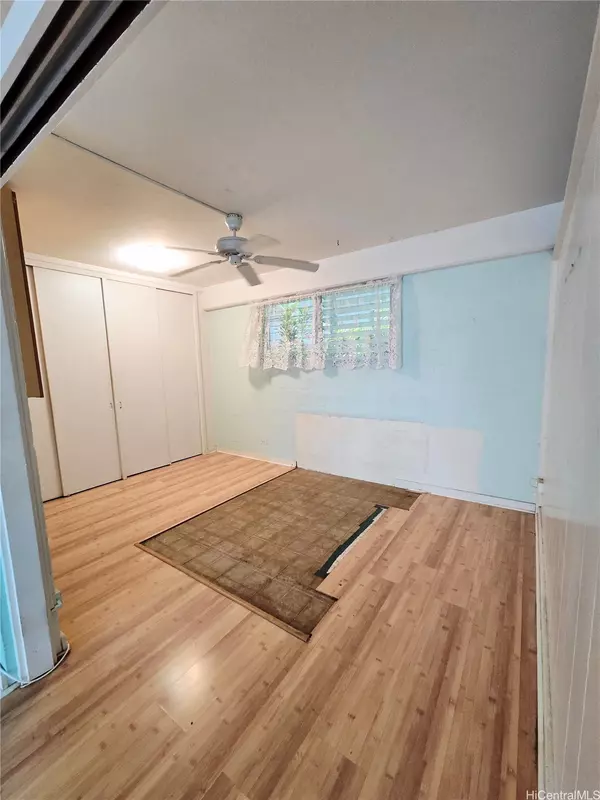 Honolulu, HI 96815,3061 Pualei CIR #105