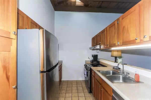 Kaneohe, HI 96744,47-718 Hui Kelu ST #1504