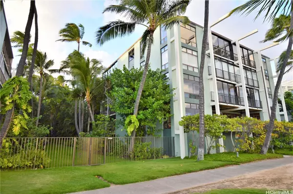 Honolulu, HI 96816,4999 Kahala AVE #345