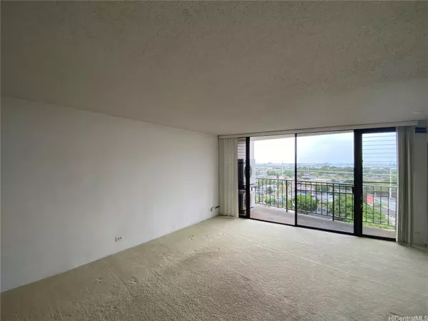 Aiea, HI 96701,98-501 Koauka LOOP #A1008