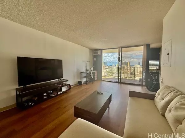 Honolulu, HI 96822,1630 Liholiho ST #2001