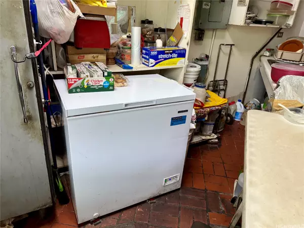 Honolulu, HI 96814,1481 South King ST