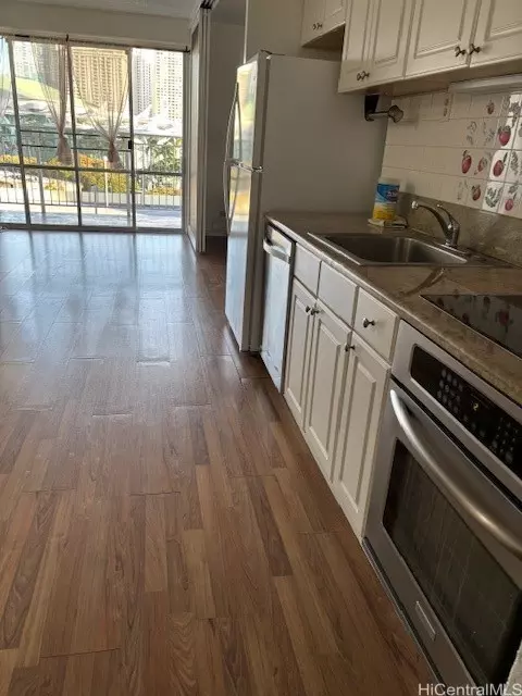 Honolulu, HI 96814,1655 Makaloa ST #909