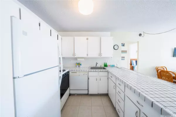 Honolulu, HI 96815,2452 Tusitala ST #804