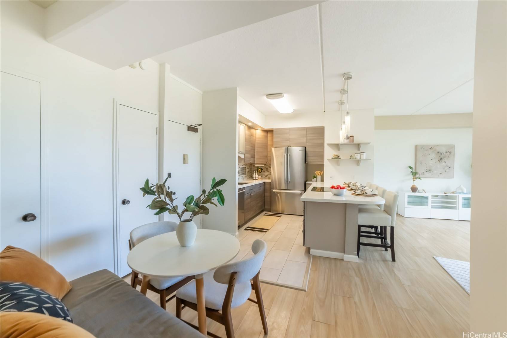 Honolulu, HI 96826,2333 Kapiolani BLVD #311