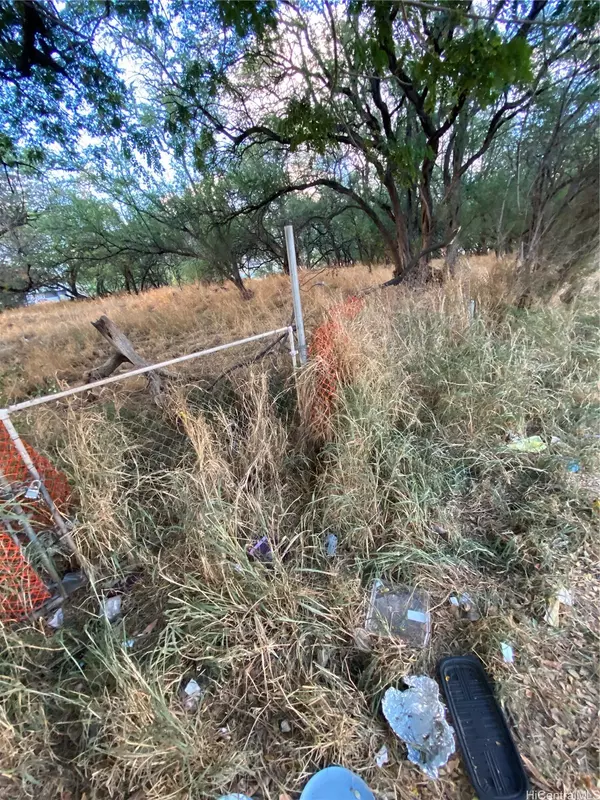 Waianae, HI 96792,87-2014 Farrington HWY