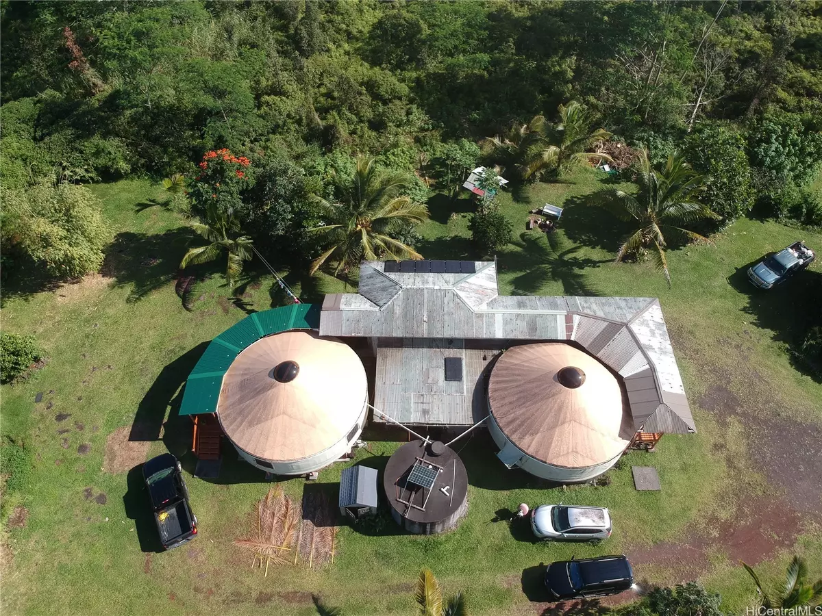 Keaau, HI 96749,15-1843 11th AVE