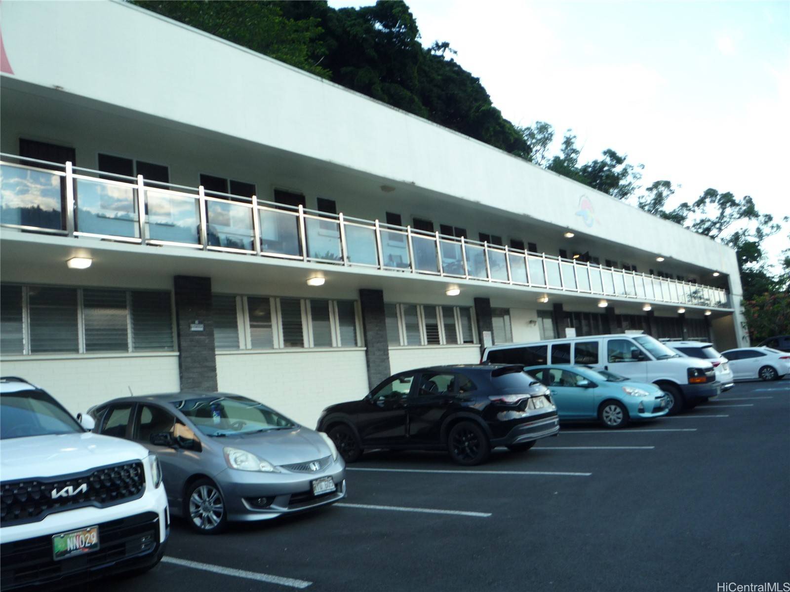 Honolulu, HI 96819,3075 Kalihi ST
