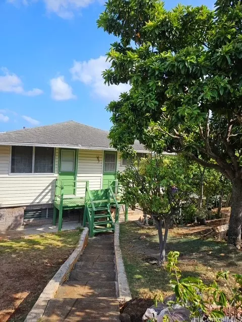 Honolulu, HI 96818,3844 Likini ST