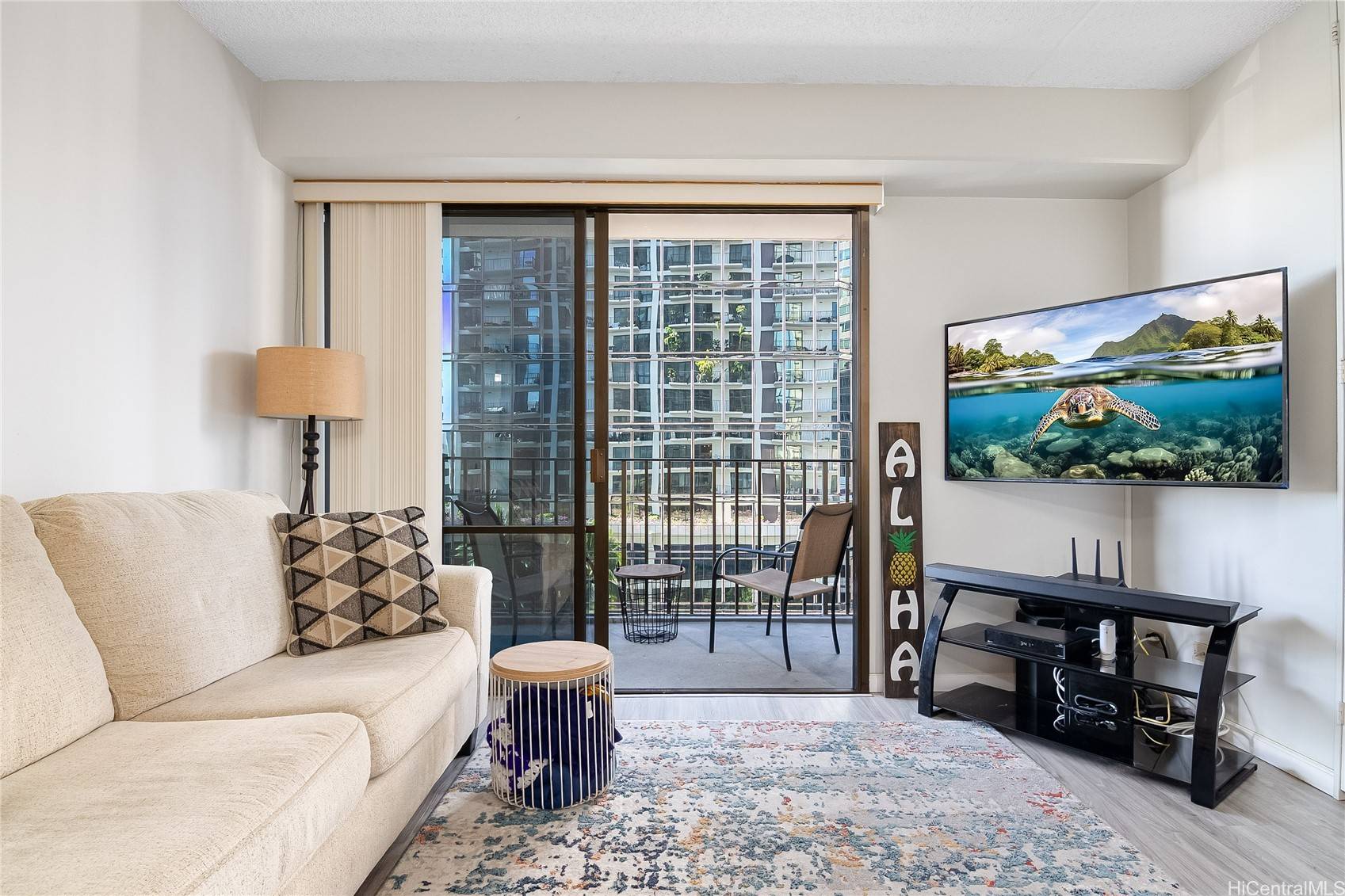 225 Queen ST #9E, Honolulu, HI 96813