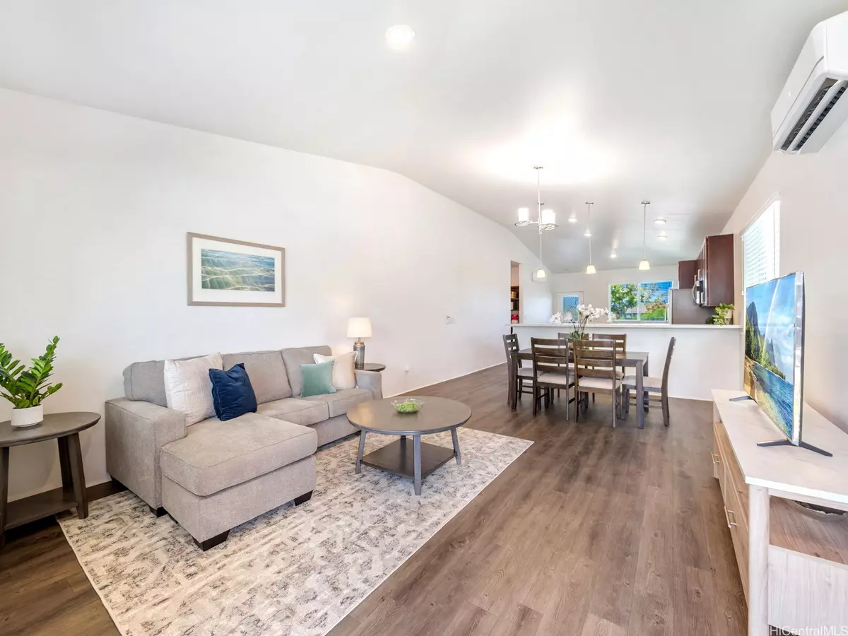 Ewa Beach, HI 96706,91-1512 Ulaula LOOP