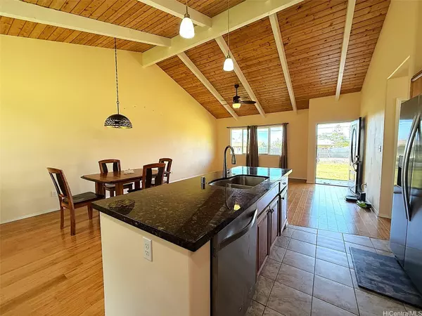 Pahoa, HI 96778,16-2110 Pearl DR