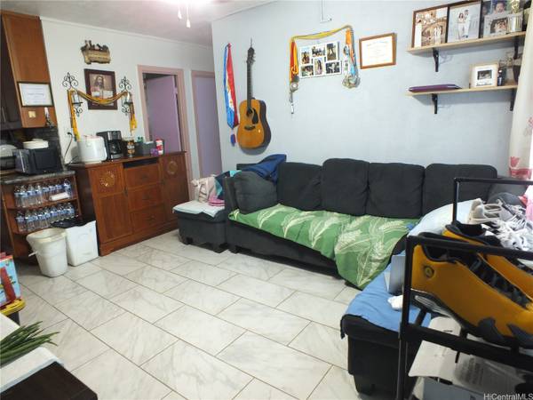 828 Puuhale RD #209, Honolulu, HI 96819