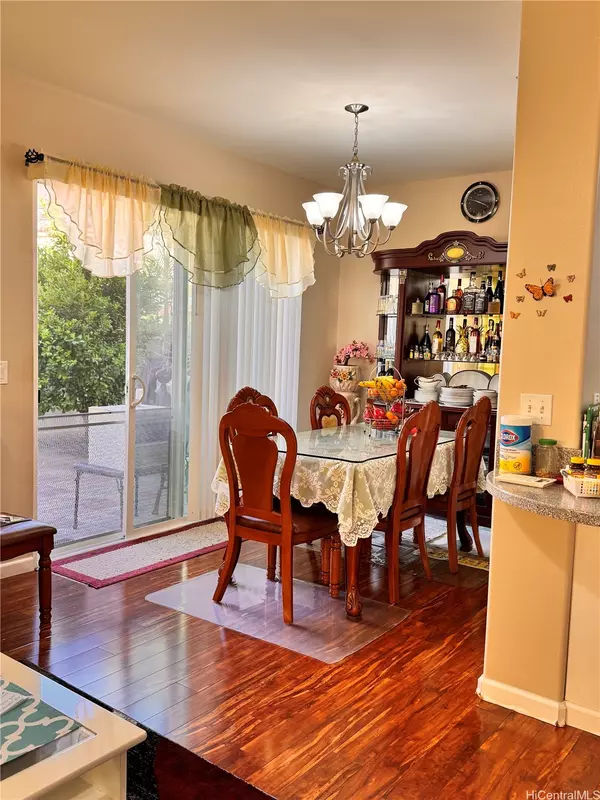 Ewa Beach, HI 96706,91-1200 Keaunui DR #309