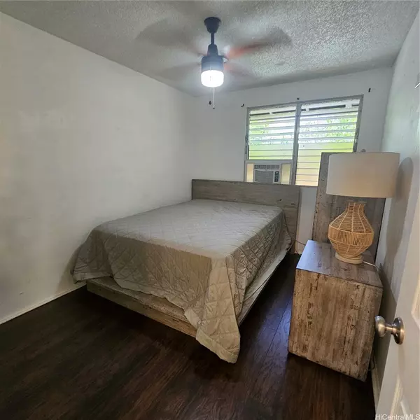 Mililani, HI 96789,94-63 Anania DR #128