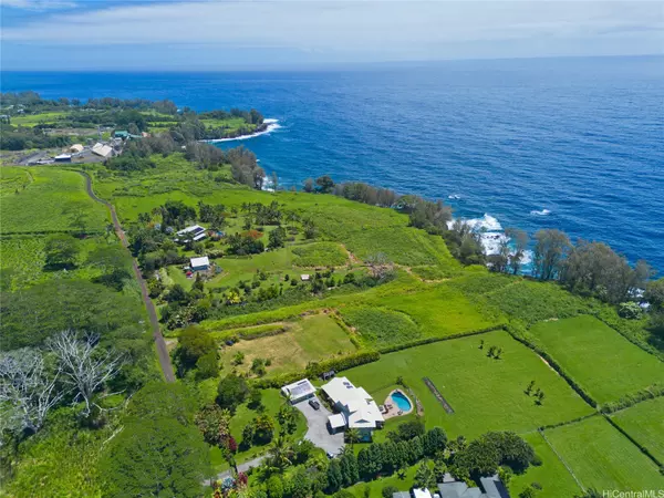 Pepeekeo, HI 96783,28-1168 Loa RD