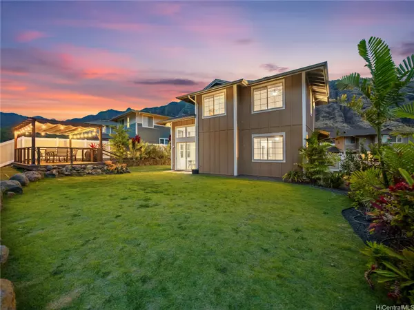 Waianae, HI 96792,84-845 Maiola ST #103