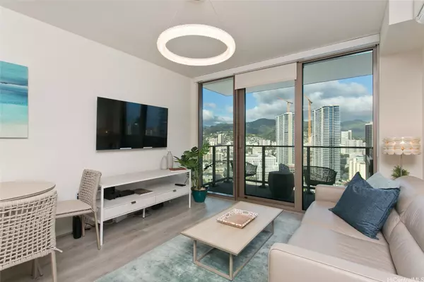 Honolulu, HI 96814,1388 Kapiolani BLVD #2509