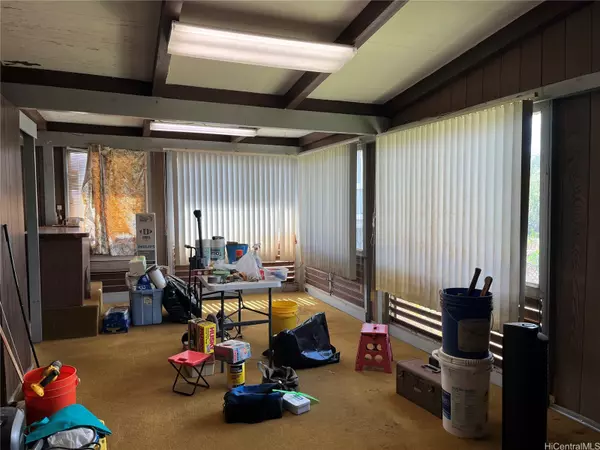 Kapolei, HI 96707,92-611 Newa ST