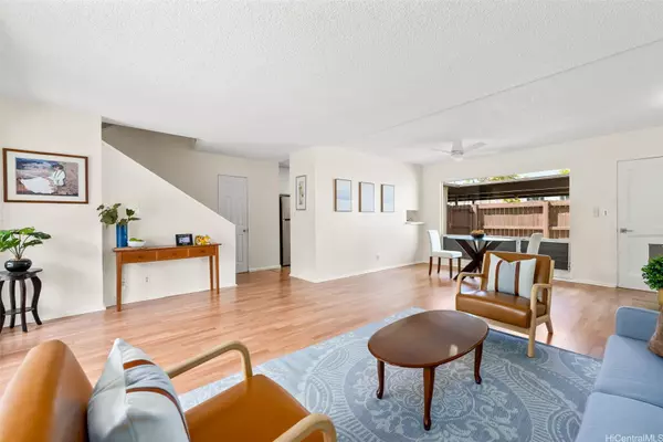 Honolulu, HI 96825,214 Koko Isle CIR #1707