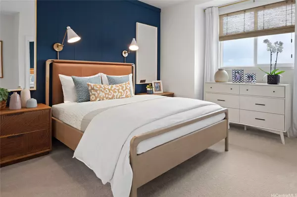 Kapolei, HI 96707,91-1101 Franklin D Roosevelt AVE #156