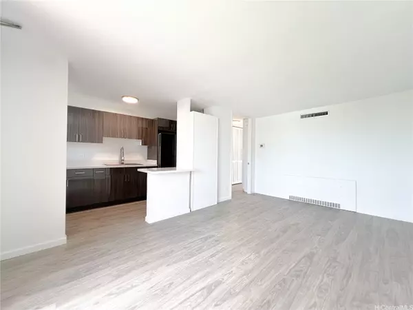 Honolulu, HI 96818,1077 Ala Napunani ST #606