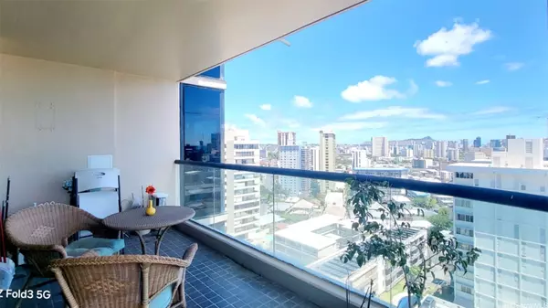 1015 Wilder AVE #1105, Honolulu, HI 96822