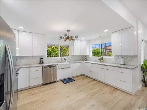 115 Makaweo AVE, Wahiawa, HI 96786