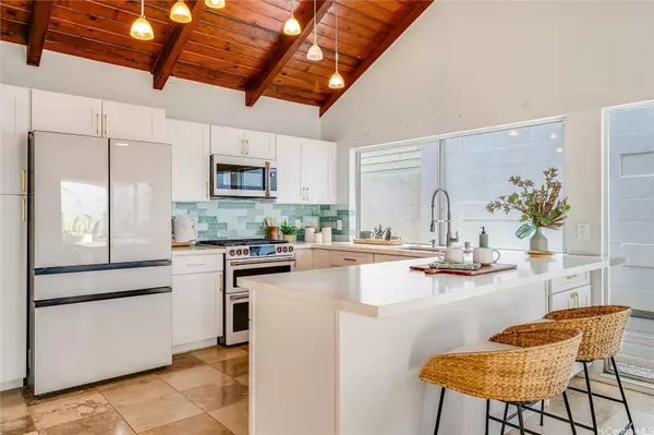 94-1120 Akeu PL, Waipahu, HI 96797