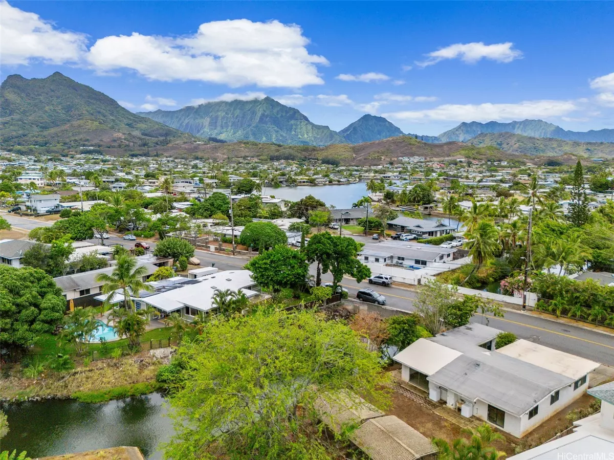 Kailua, HI 96734,743 Akumu ST