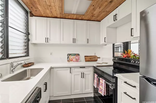 Kailua, HI 96734,1015 Aoloa PL #437