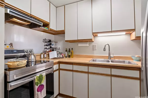 Mililani, HI 96789,94-178 Anania DR #361