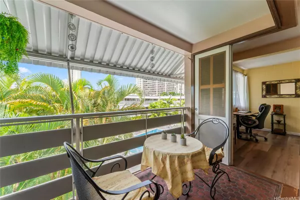 Honolulu, HI 96822,1330 Wilder AVE #306