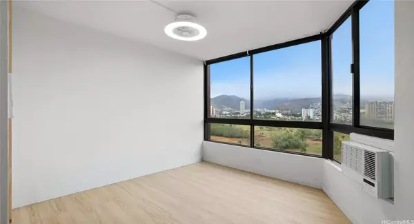 Honolulu, HI 96815,320 Liliuokalani AVE #1204