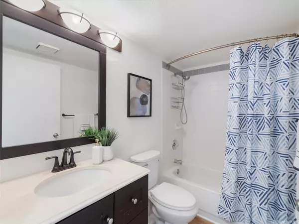 Kapolei, HI 96707,92-1171 Palahia ST #G102