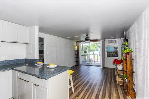 Waianae, HI 96792,85-3 Pokai Bay ST #203